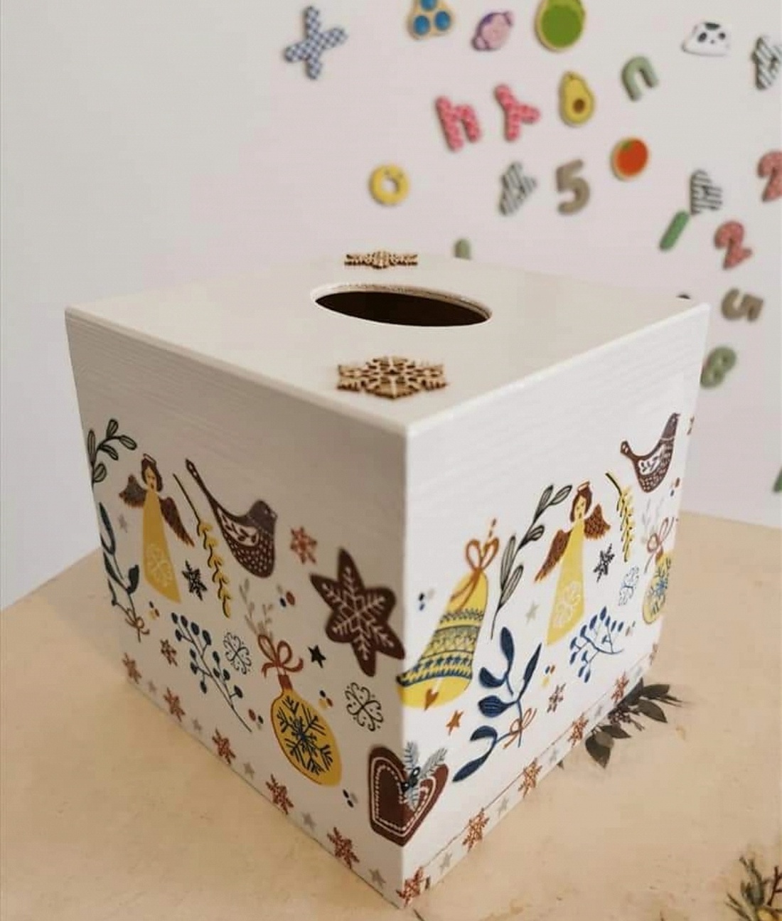 Cutie lemn pictata - casă & stil de viață - materiale de depozitare și sortare - cutie depozitare - Artynos.ro Cutie lemn pictata - casă & stil de viață - materiale de depozitare și sortare - cutie depozitare - Artynos.ro