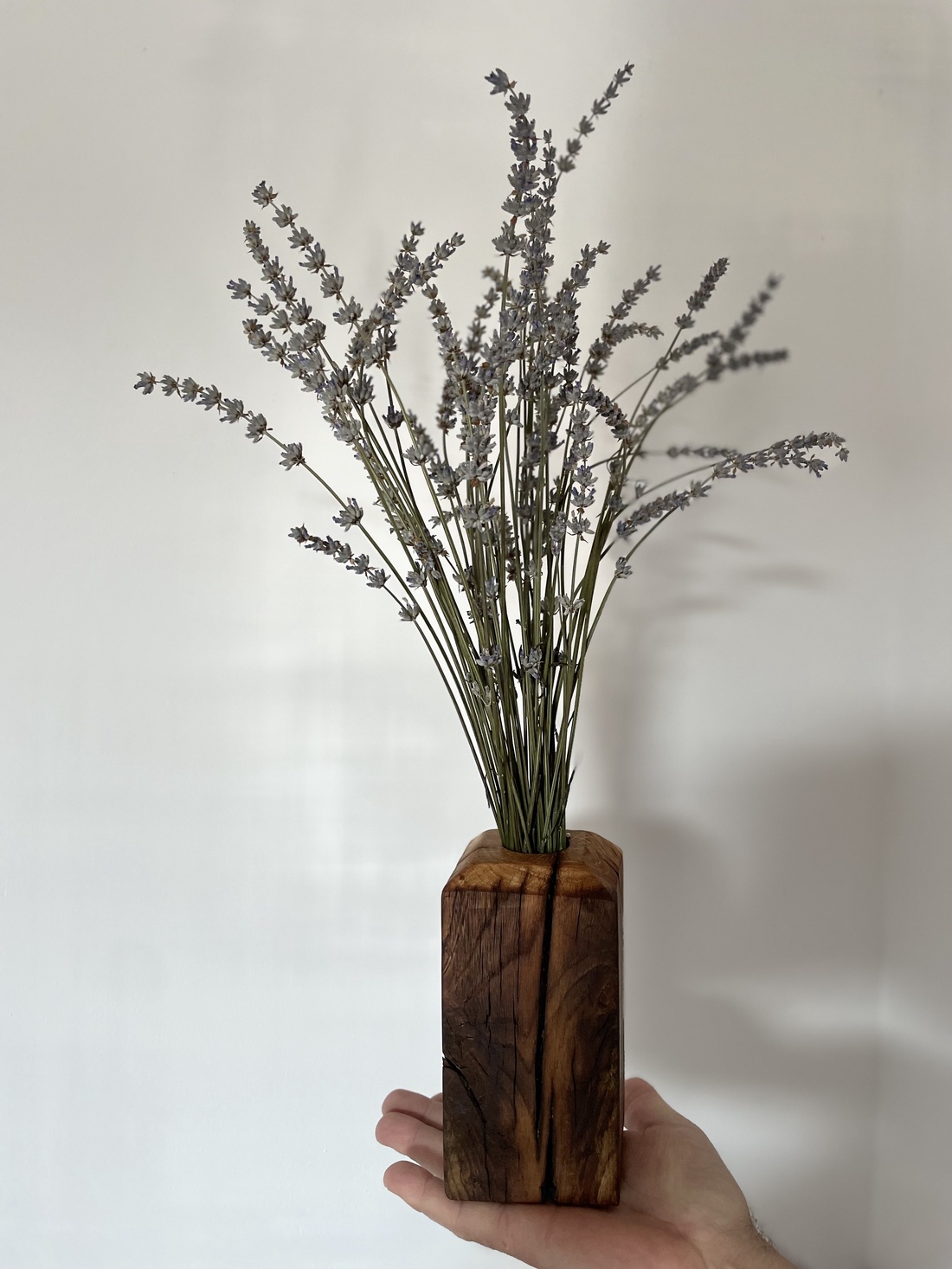 Vaza unicată din stejar - accessorii și unelte - accesorii decorative - figurine - Artynos.ro