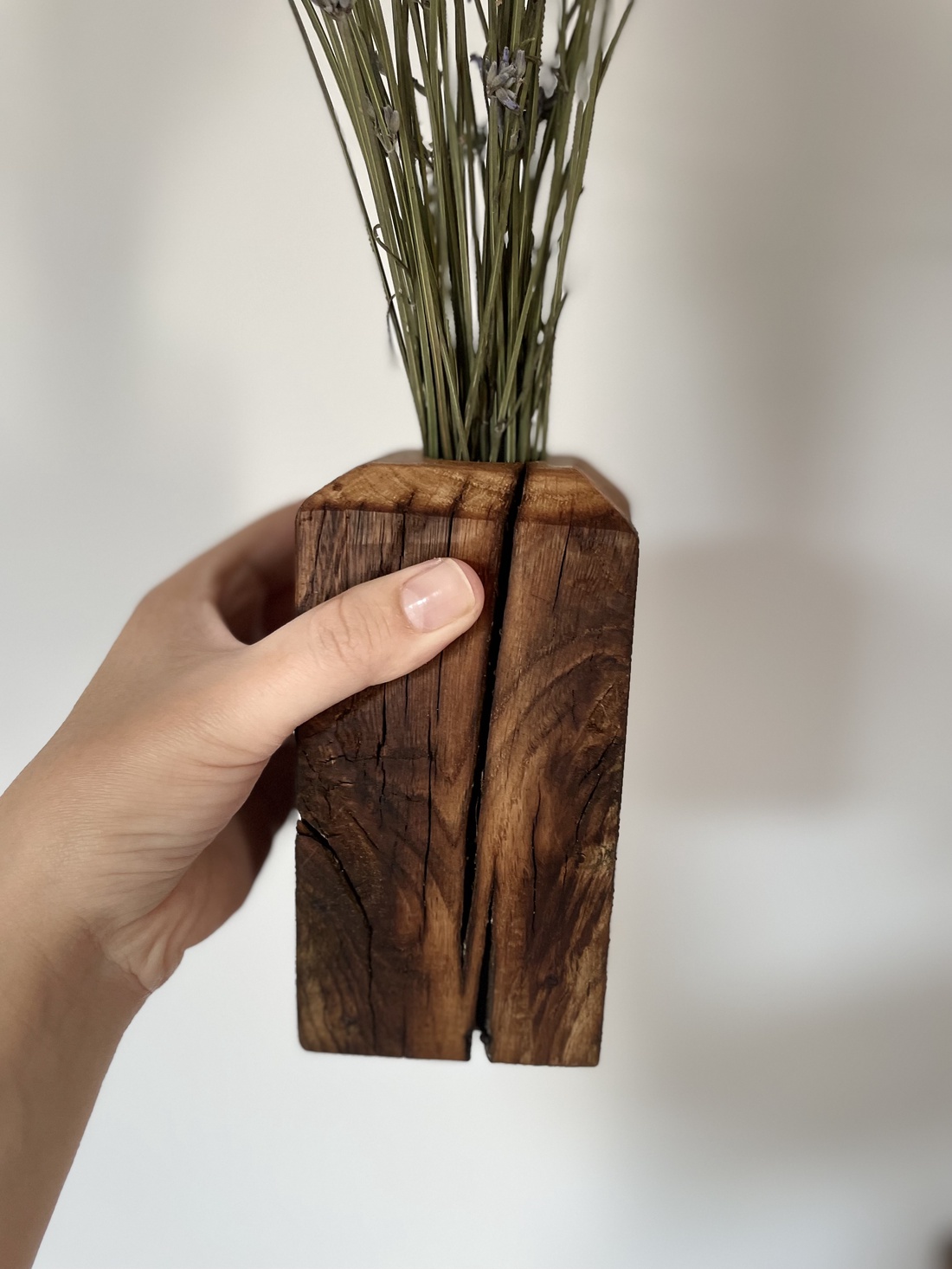 Vaza unicată din stejar - accessorii și unelte - accesorii decorative - figurine - Artynos.ro