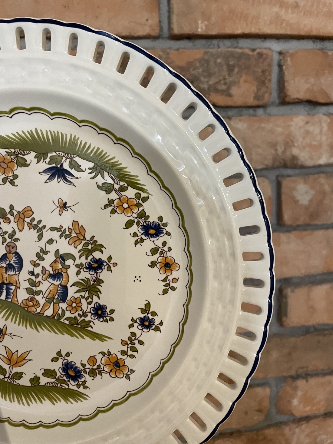 Farfurie decorativa din ceramica model floral - casă & stil de viață - echipamente de bucătărie - accesorii de servire - boluri și farfurii - Artynos.ro