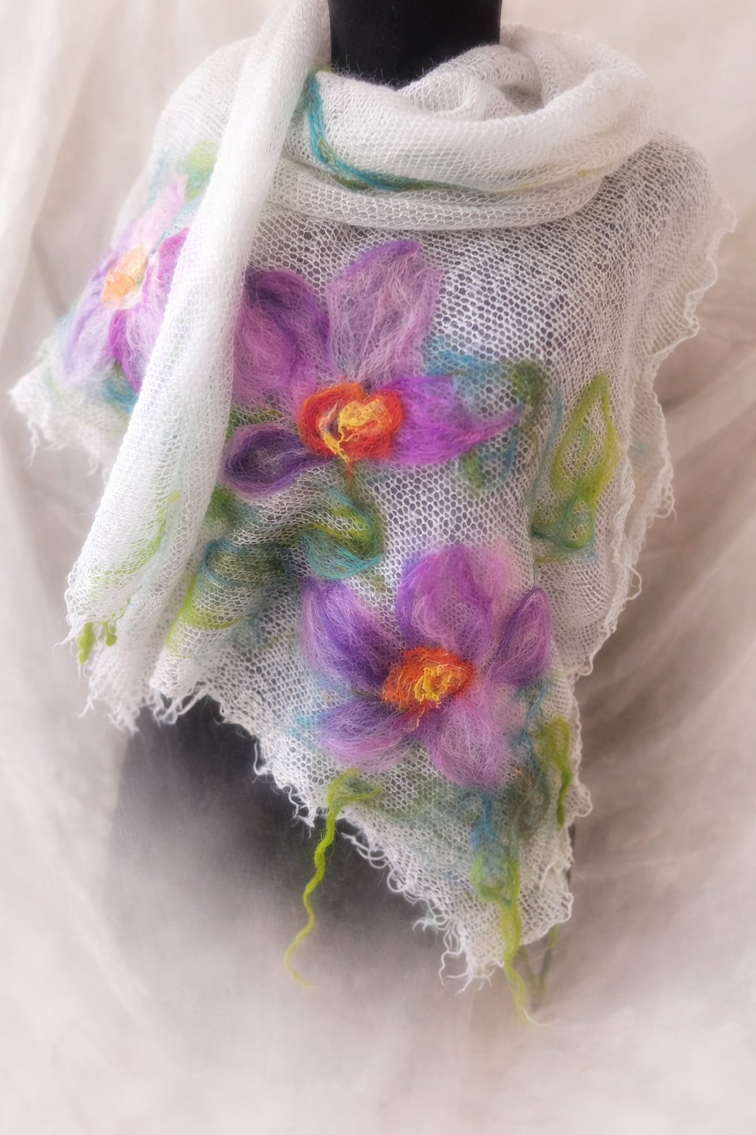Sal cu flori impaslite  - îmbrăcăminte și modă - eșarfe, pălării, fularuri - bandă pentru cap - Artynos.ro
