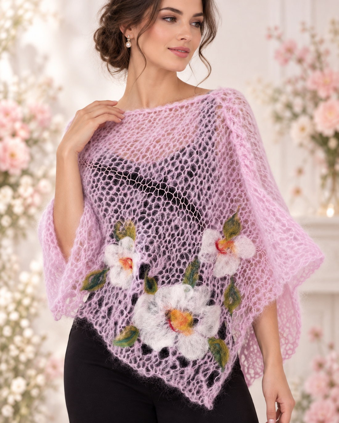 Poncho tricotat cu flori impaslite  - îmbrăcăminte și modă - haine damă - poncho - Artynos.ro