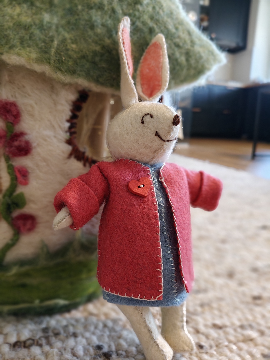 Domna iepuras - jucării și echipamente pentru copii - jucării și accesorii pentru copii - păpuși de joacă - Artynos.ro