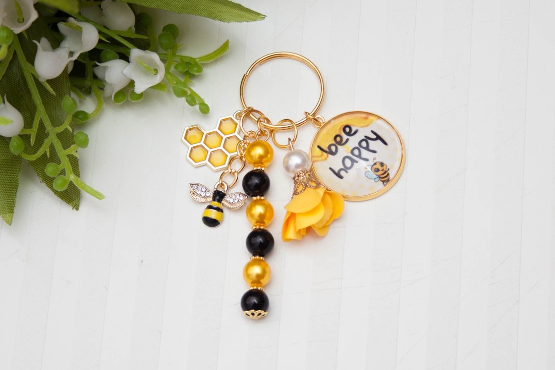 Breloc, accesoriu pentru geantă - Albine negru/galben - genți și portofele - accesorii genți - breloc - Artynos.ro