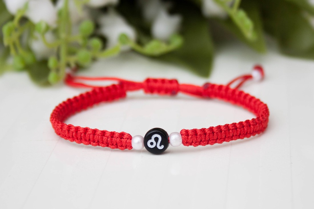 Brățară macramé împletită - Leu cu pandantiv stea - bijuterii - brățări - brățară împletită, brățară din fire - Artynos.ro Brățară macramé împletită - Leu cu pandantiv stea - bijuterii - brățări - brățară împletită, brățară din fire - Artynos.ro