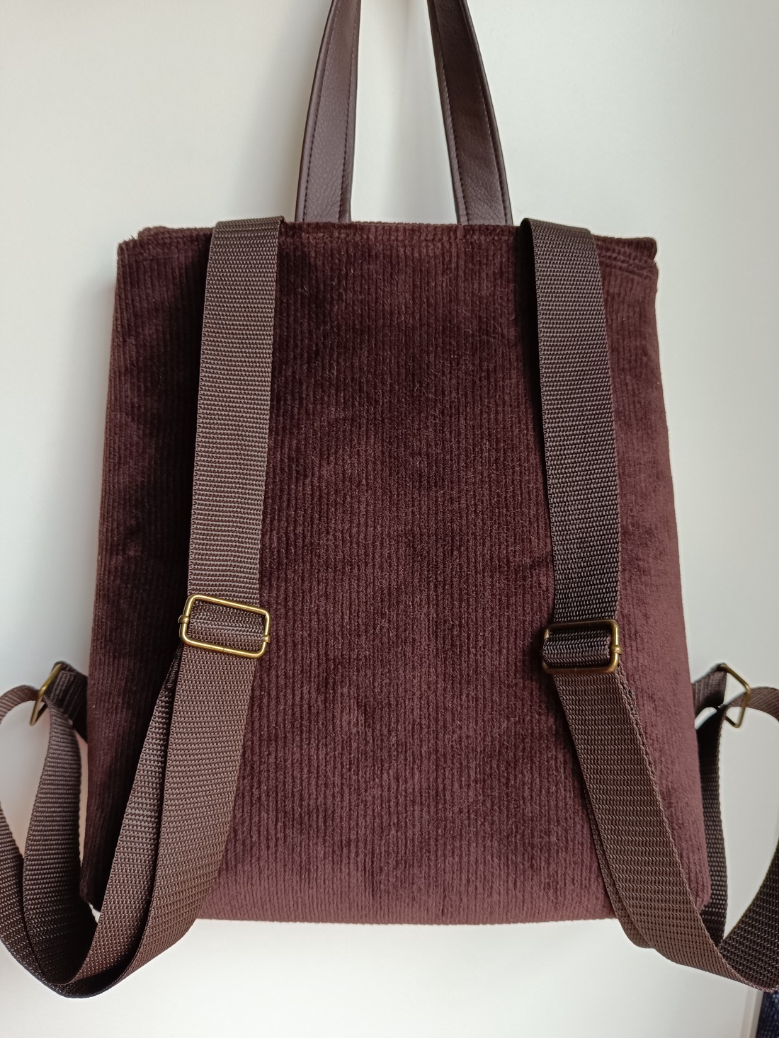 Rucsac / rucsac de catifea Corduroy pentru femei - geantă și husă - genți de umăr și genți de mână - raniță - Artynos.ro Rucsac / rucsac de catifea Corduroy pentru femei - geantă și husă - genți de umăr și genți de mână - raniță - Artynos.ro