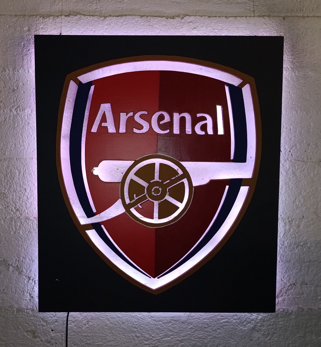 Arsenal - zidul fanilor clubului de fotbal, pictură murală iluminată - casă & stil de viață - accesorii pentru decorat casa - picturi murale - artă de perete din lemn - Artynos.ro
