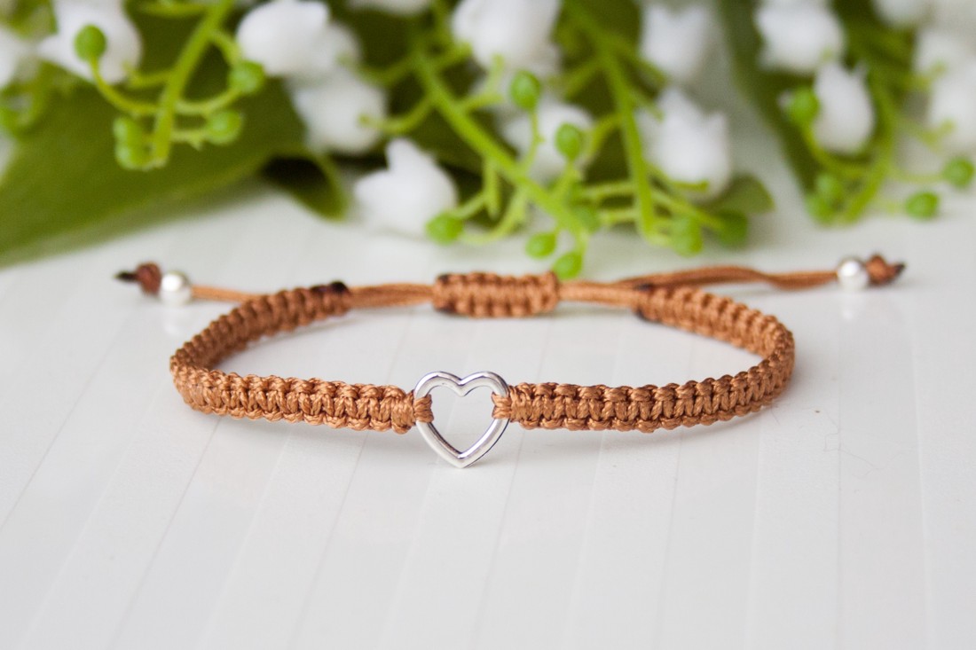 Brățară macramé împletită - Hearts brown/silver -  - Artynos.ro