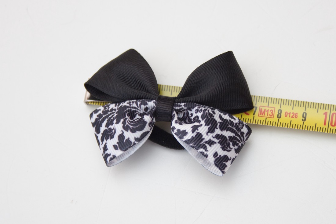 Masnis scrunchie - ornament negru - - Artynos.ro Masnis scrunchie - ornament negru - - Artynos.ro