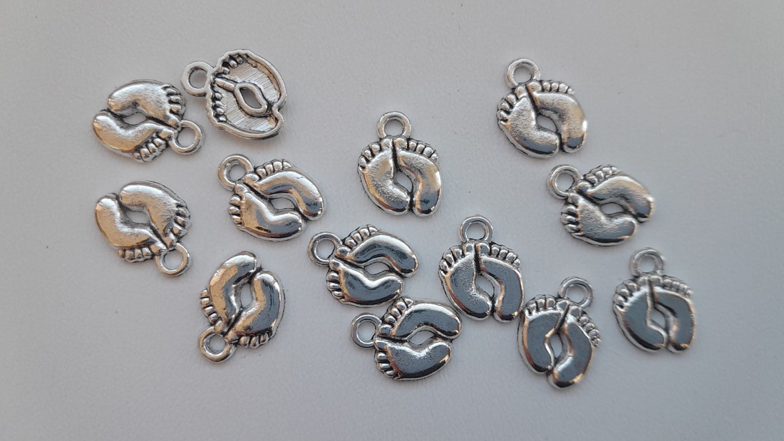 Pandantiv metalic - 14x10mm - bază - 10 bucăți / pachet - culoare argintiu antic - - Artynos.ro Pandantiv metalic - 14x10mm - bază - 10 bucăți / pachet - culoare argintiu antic - - Artynos.ro