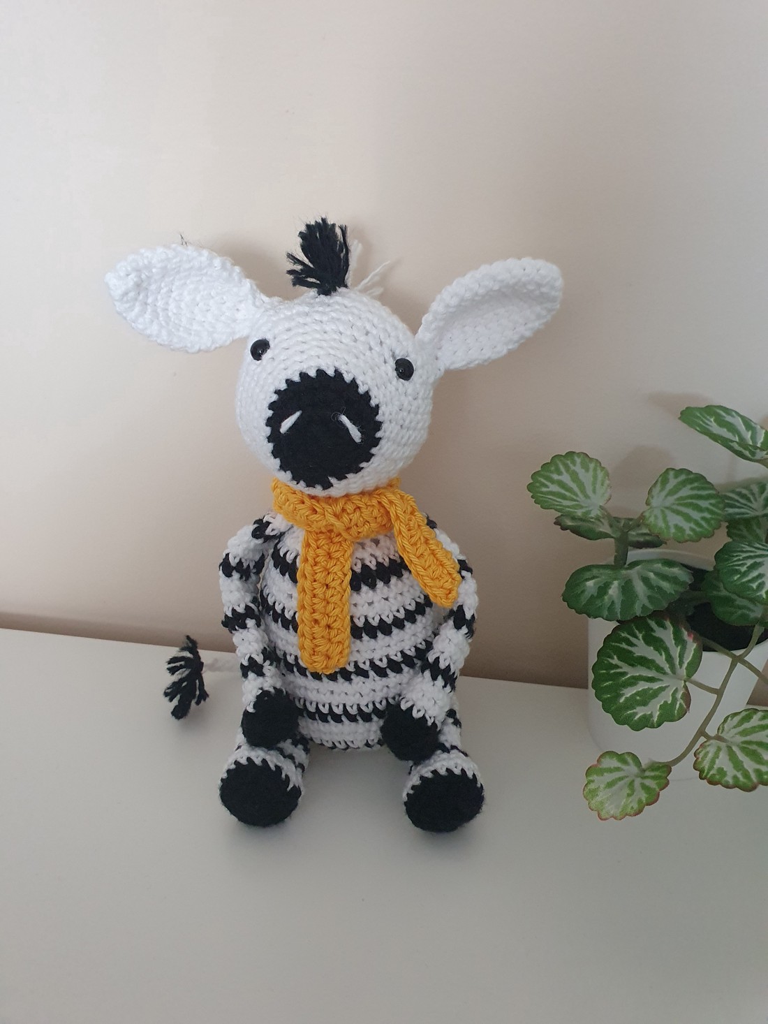 Croșetat zebră - jucării și echipamente pentru copii - plușuri - Artynos.ro