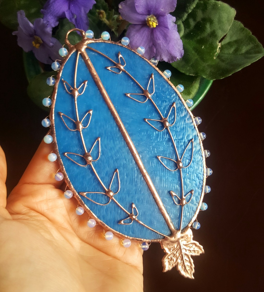 Ouă de Paște Lapis albastru cu frunze și opalit - casă & stil de viață - accesorii pentru decorat casa - ornamente - Artynos.ro