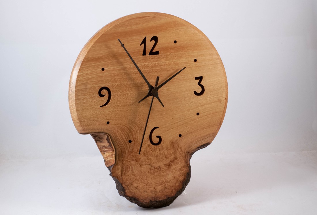 Ceas de perete din lemn, ceas rustic din lemn,  - casă & stil de viață - decorațiuni de casă - decorațiuni de pereți - ceasuri de perete - Artynos.ro