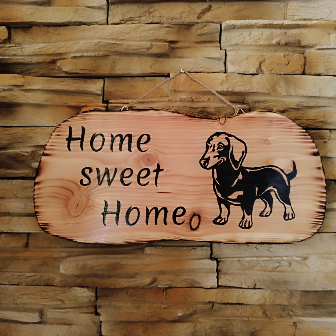 Placă mare din lemn pentru teckel cu inscripția home sweet home - - Artynos.ro Placă mare din lemn pentru teckel cu inscripția home sweet home - - Artynos.ro