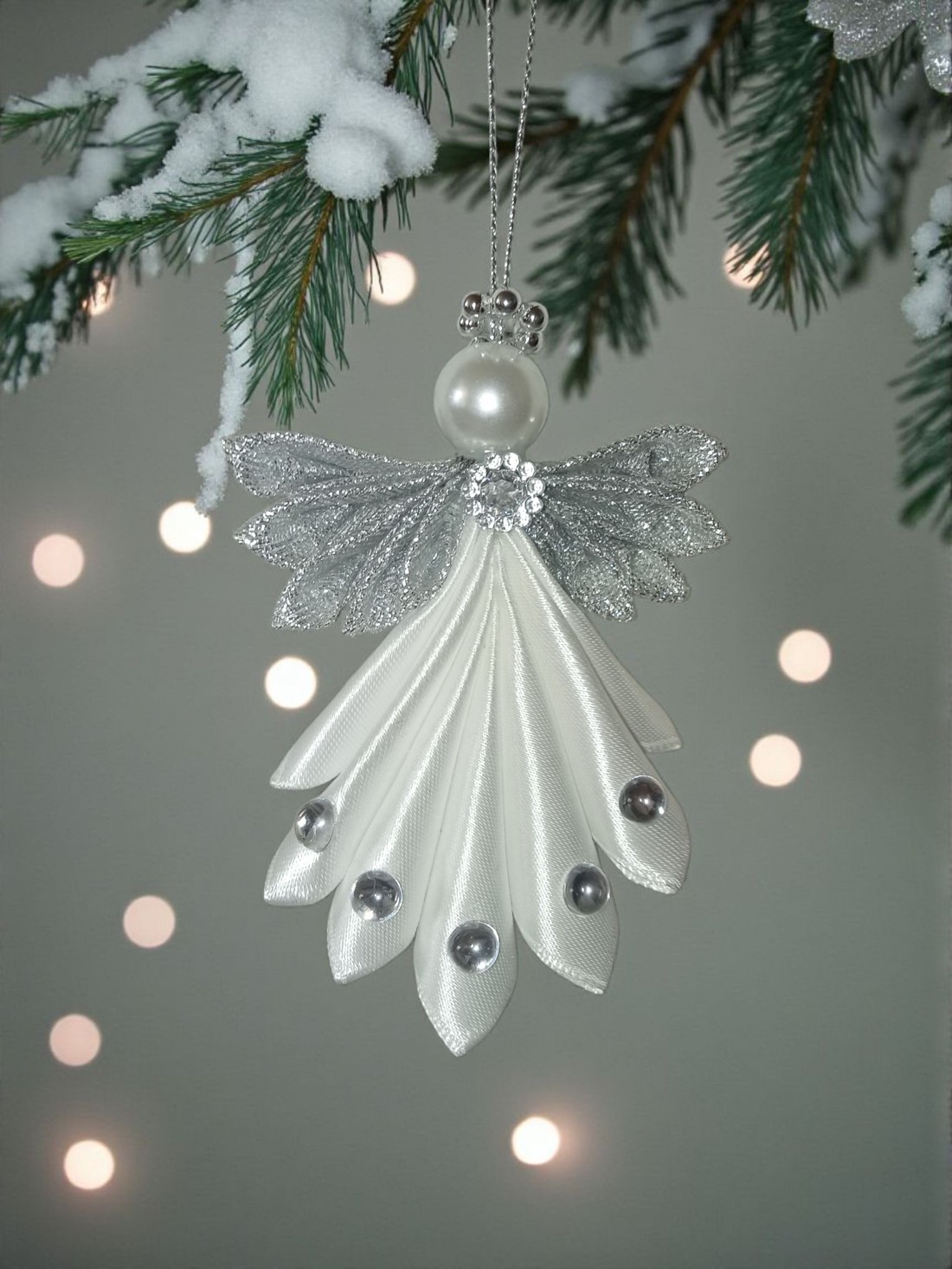 Îngeri cu aripi argintii - crăciun - decorațiuni de crăciun de casă - figurine pentru pomul de crăciun - Artynos.ro