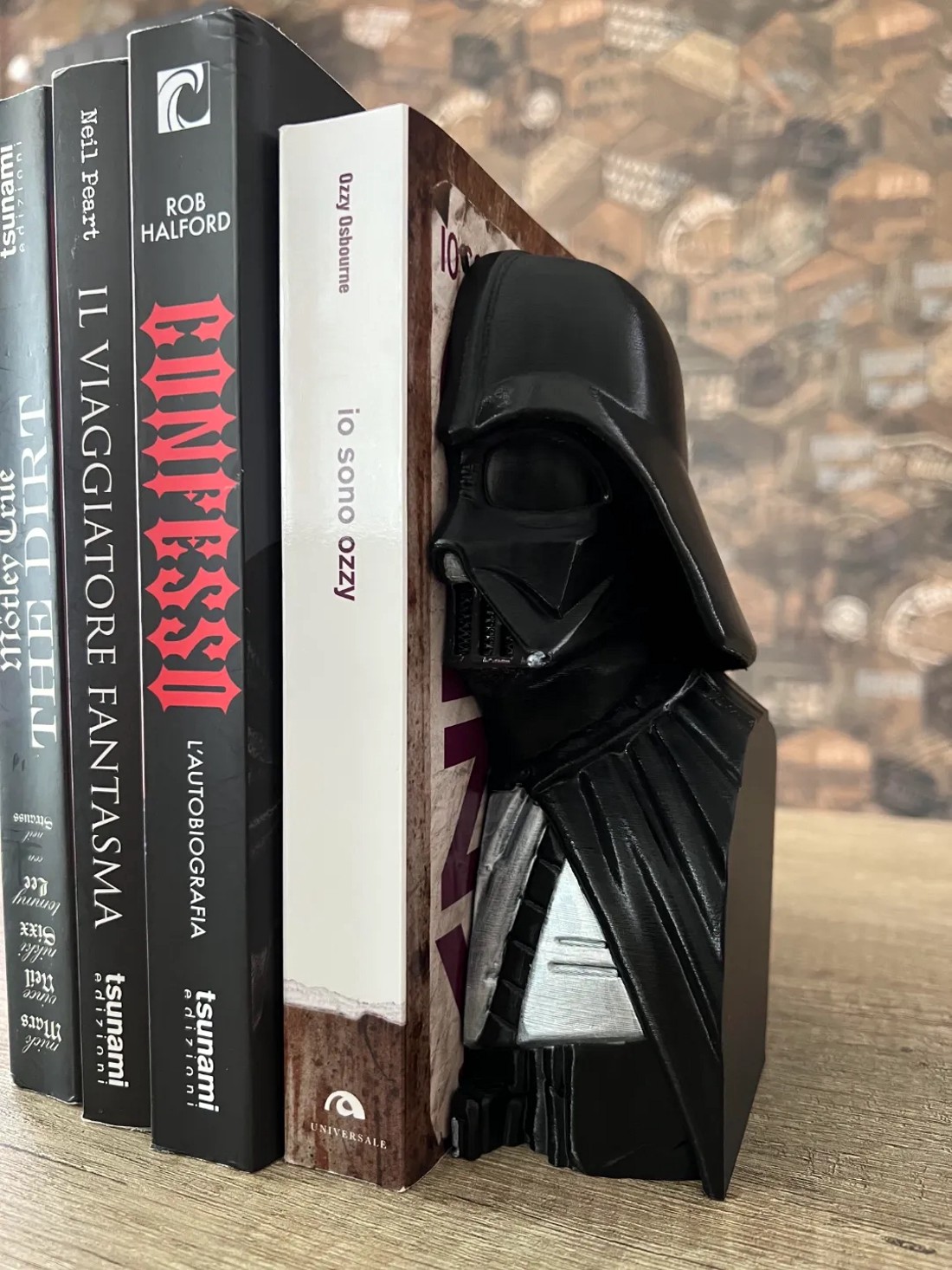 Star Wars Darth Vader Bookend și decorare de raft. - - Artynos.ro Star Wars Darth Vader Bookend și decorare de raft. - - Artynos.ro