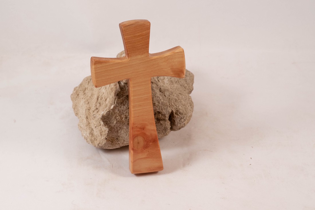 cruce din lemn, cruce de perete  -  - Artynos.ro