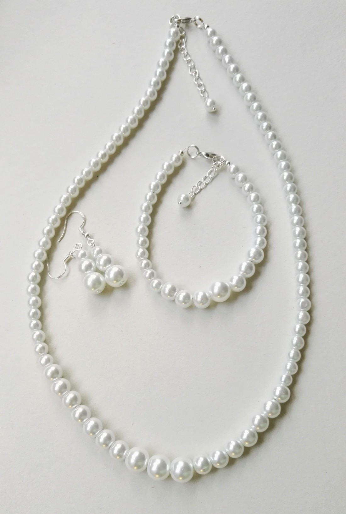 Eleganță clasică - accesorii nuntă - bijuterii mireasă - set bijuterii de mireasă - Artynos.ro Eleganță clasică - accesorii nuntă - bijuterii mireasă - set bijuterii de mireasă - Artynos.ro