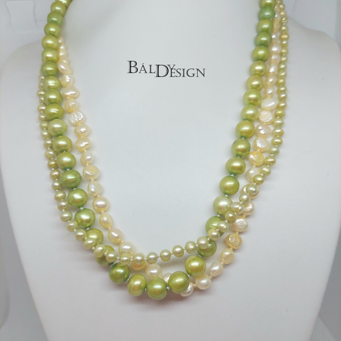 Colier cu 3 rânduri de perle cultivate galben-verde - - Artynos.ro Colier cu 3 rânduri de perle cultivate galben-verde - - Artynos.ro