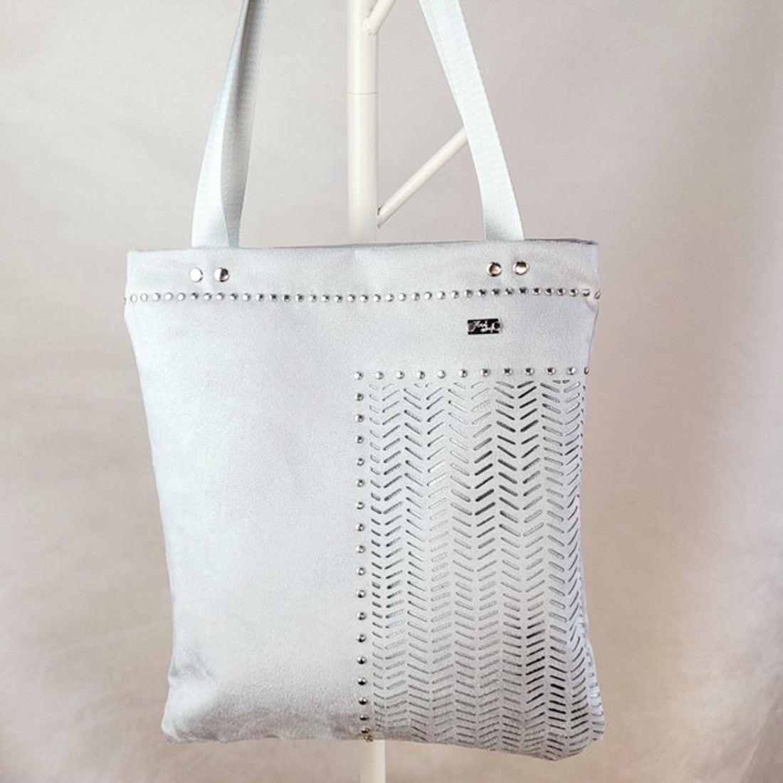 Floralbag Lilt Vee - geantă de femei - - Artynos.ro Floralbag Lilt Vee - geantă de femei - - Artynos.ro