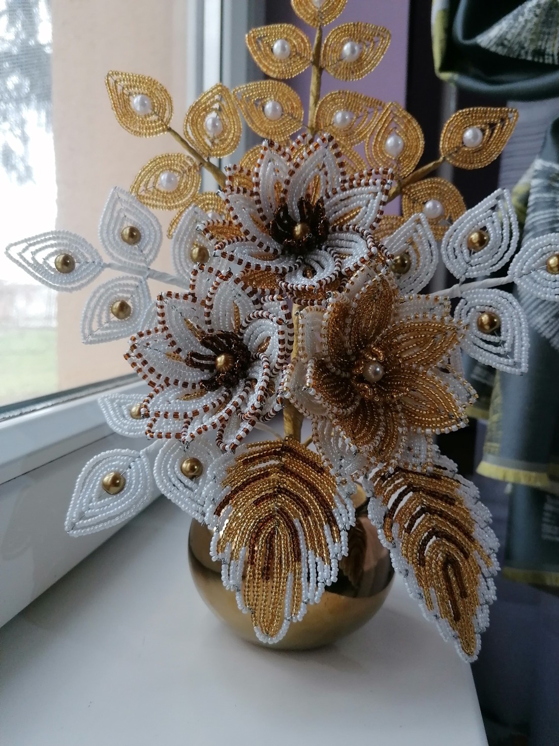 Compoziție de flori din perle - casă & stil de viață - accesorii pentru decorat casa - suport de flori - buchete de flori - Artynos.ro