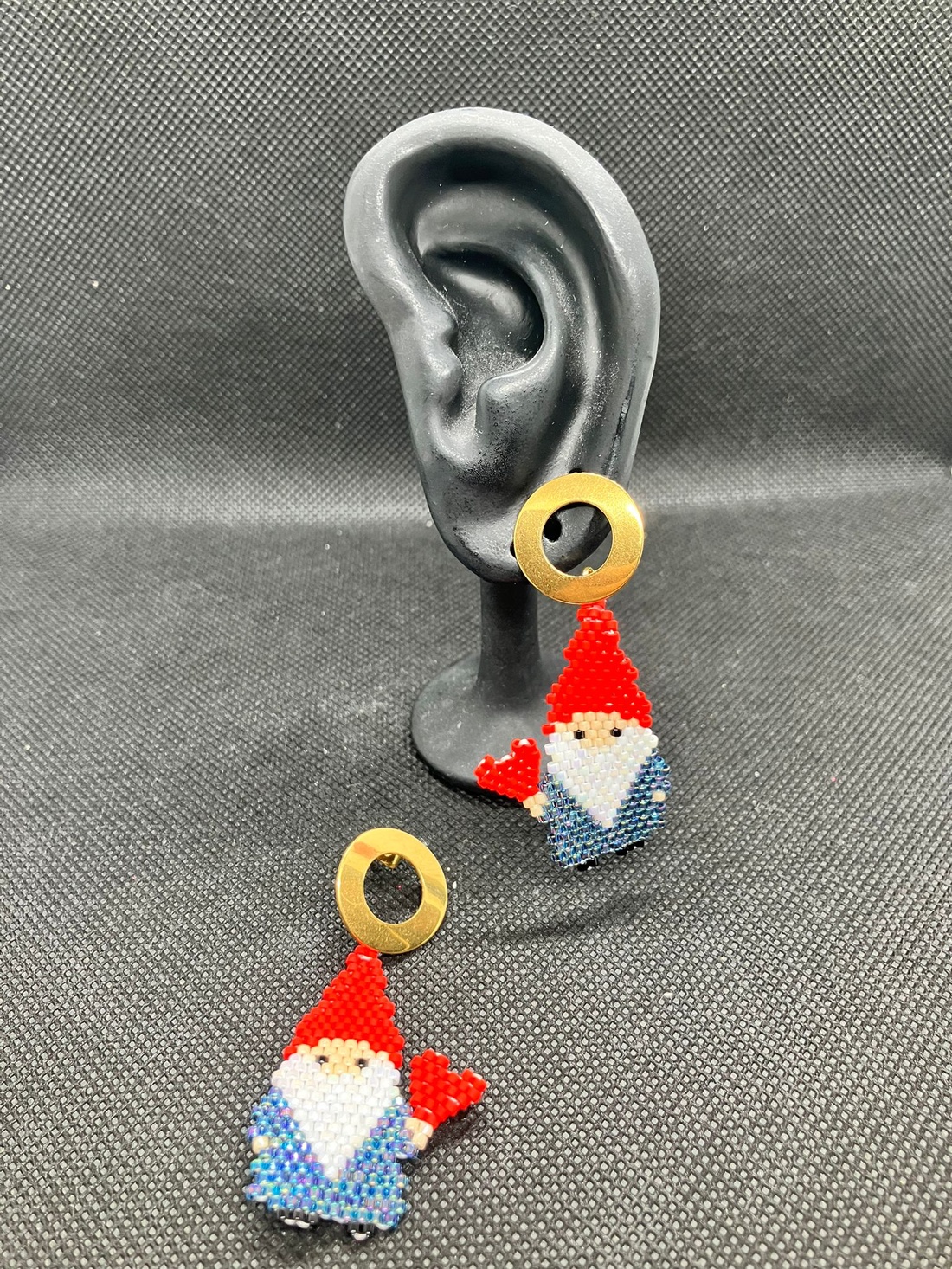 Cercei gnomi bleumarin - bijuterii - cercei - cercei din mărgele - Artynos.ro