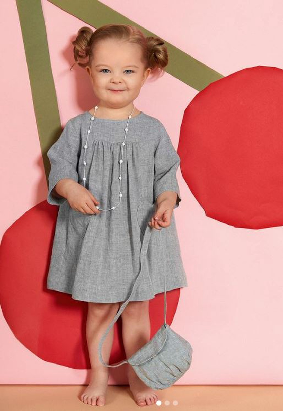 Minimalist girl dress - îmbrăcăminte și modă - haine bebeluși și copii - rochii fetițe - Artynos.ro Minimalist girl dress - îmbrăcăminte și modă - haine bebeluși și copii - rochii fetițe - Artynos.ro