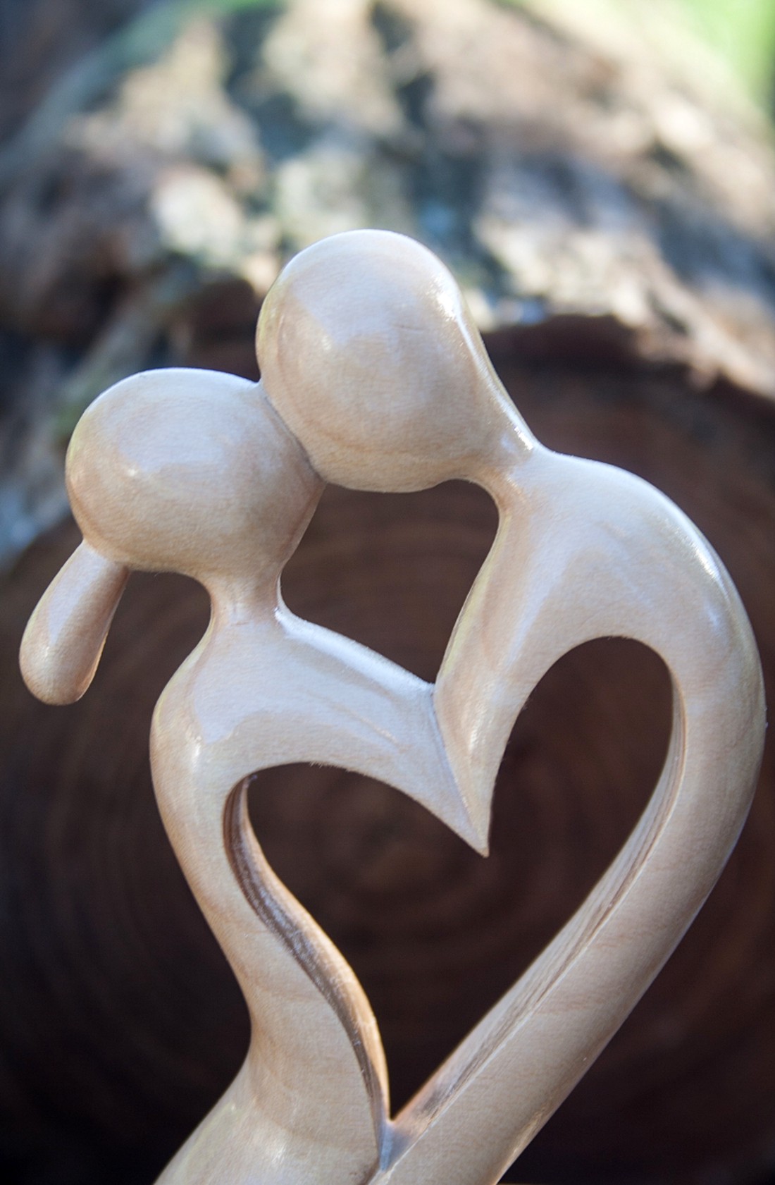 Statuia iubirii veșnice -  - Artynos.ro