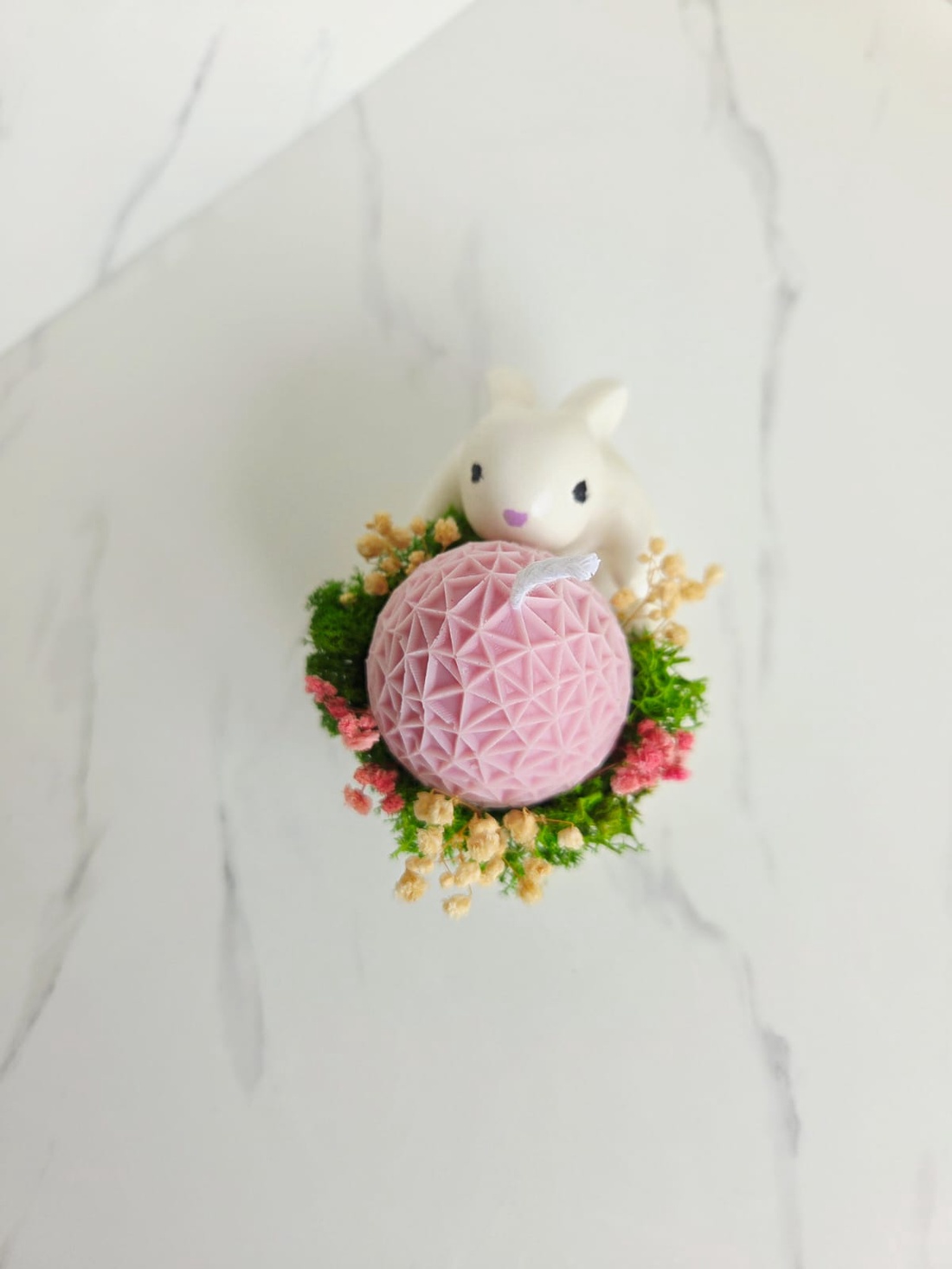 Decoratiune iepuras cu ou - casă & stil de viață - lumânări, parfumuri, arome - lumânări artizanale - Artynos.ro