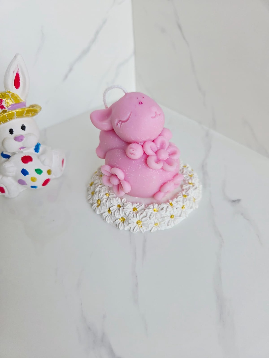 Lumanare  iepuras si ou cu flori - casă & stil de viață - lumânări, parfumuri, arome - lumânări artizanale - Artynos.ro