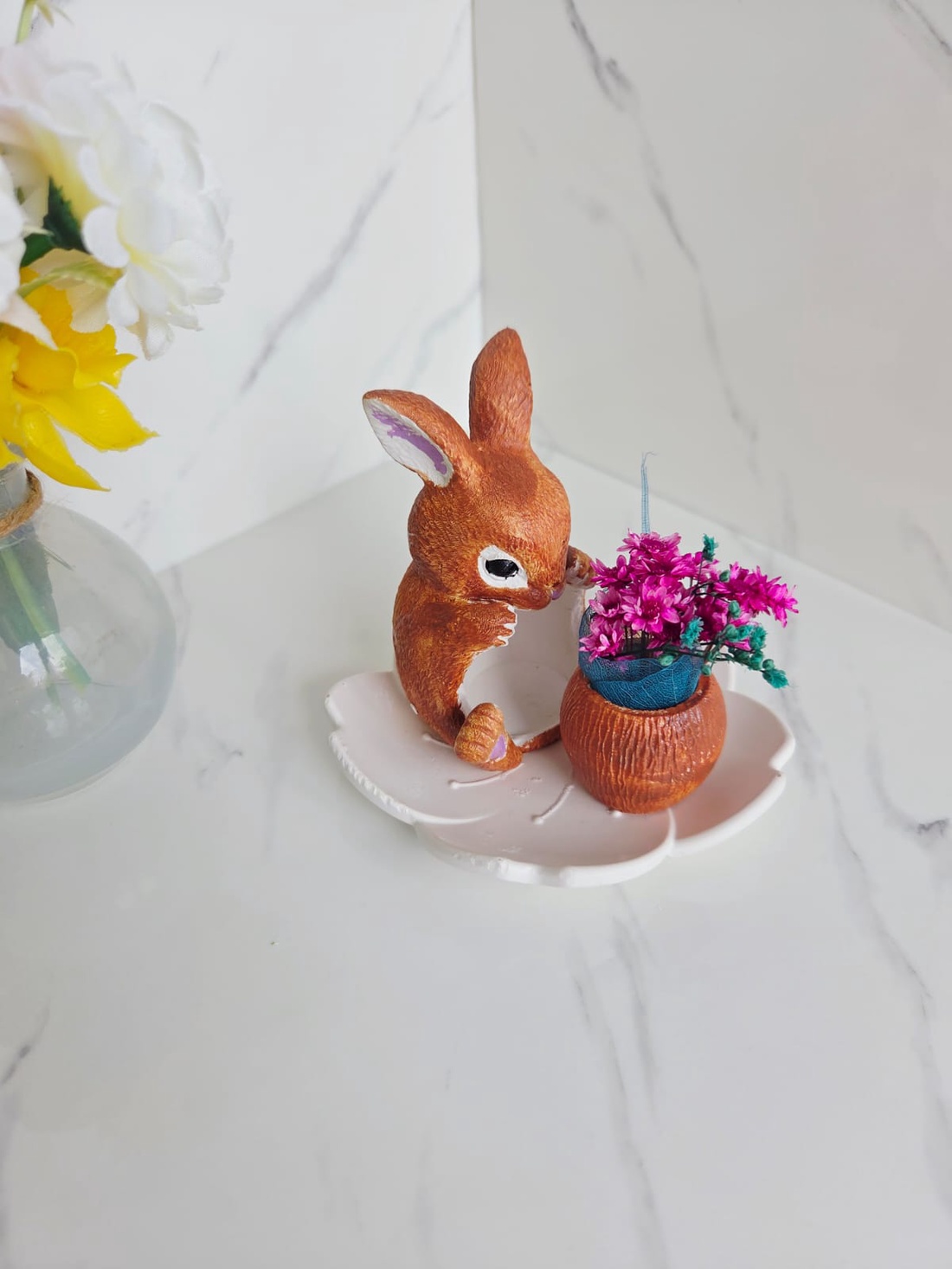 Decoratiune iepuras cu flori - casă & stil de viață - decorațiuni de casă - decorațiuni de masă și rafturi - decorațiuni de masă - Artynos.ro