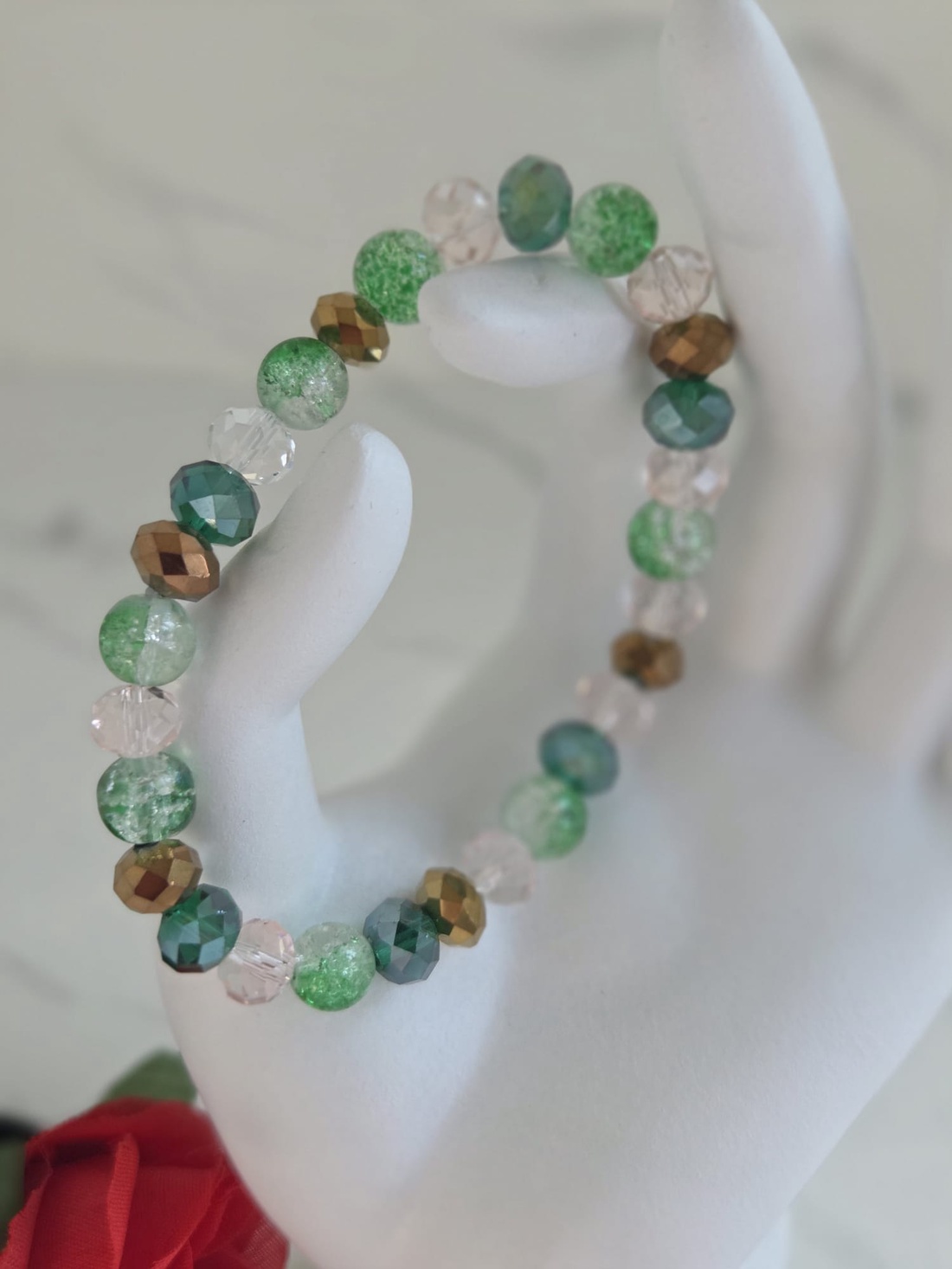 Bratara cu margele de sticla verde - bijuterii - brățări - brățări din mărgele - Artynos.ro