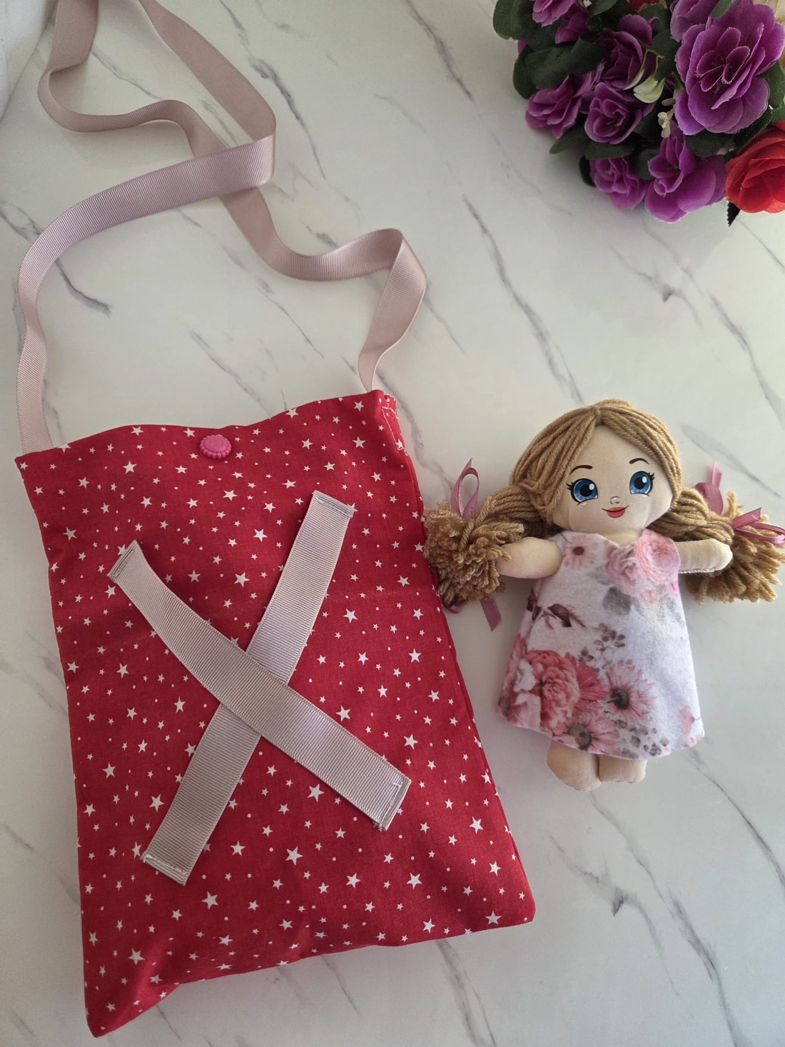 Set de joaca cu poseta rosie  - jucării și echipamente pentru copii - jucării și accesorii pentru copii - păpuși de joacă - Artynos.ro