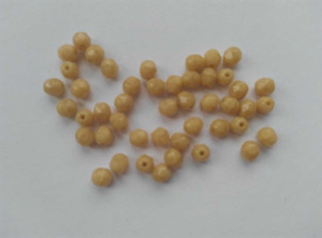Mărgele cehe fațetate din sticlă - 4mm - 100 buc / pachet - bej - - Artynos.ro Mărgele cehe fațetate din sticlă - 4mm - 100 buc / pachet - bej - - Artynos.ro