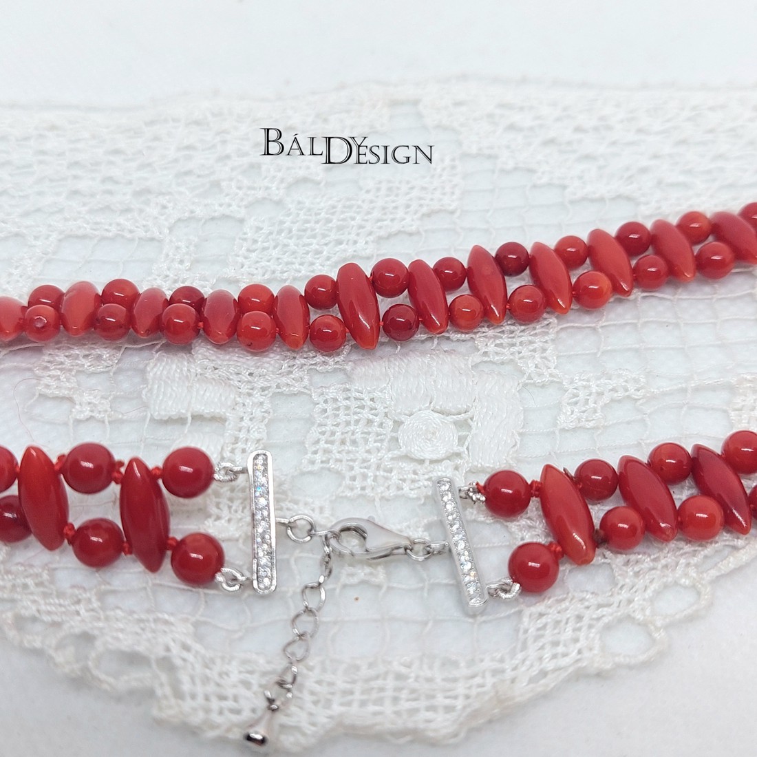 Colier choker din coral cu 2 rânduri - - Artynos.ro Colier choker din coral cu 2 rânduri - - Artynos.ro