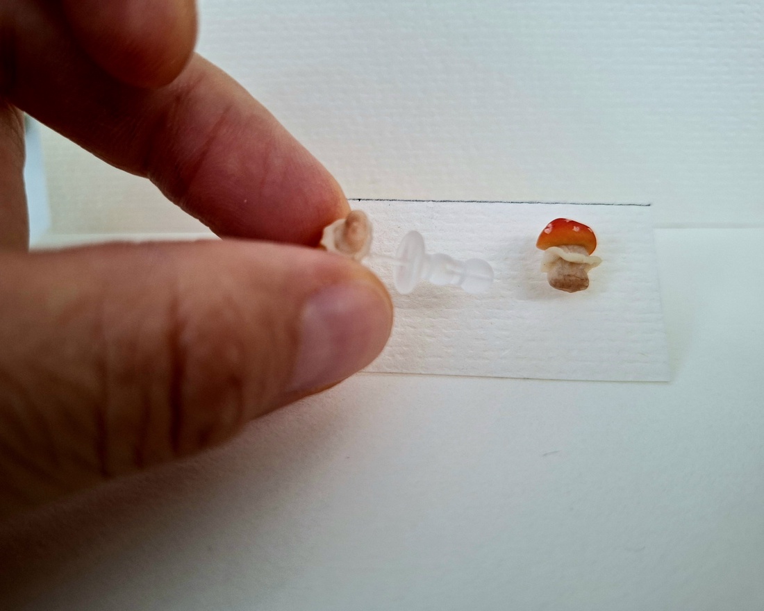Cercelusi mici ciupercute - bijuterii - cercei - cercei cu figurine - Artynos.ro