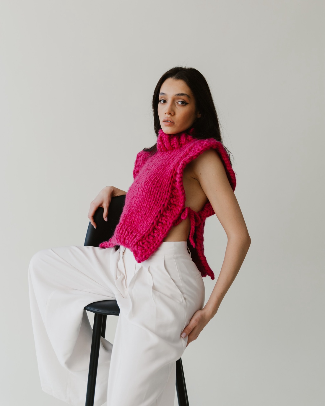 Vesta Roz Magenta - îmbrăcăminte și modă - haine damă - vestă femei - Artynos.ro Vesta Roz Magenta - îmbrăcăminte și modă - haine damă - vestă femei - Artynos.ro