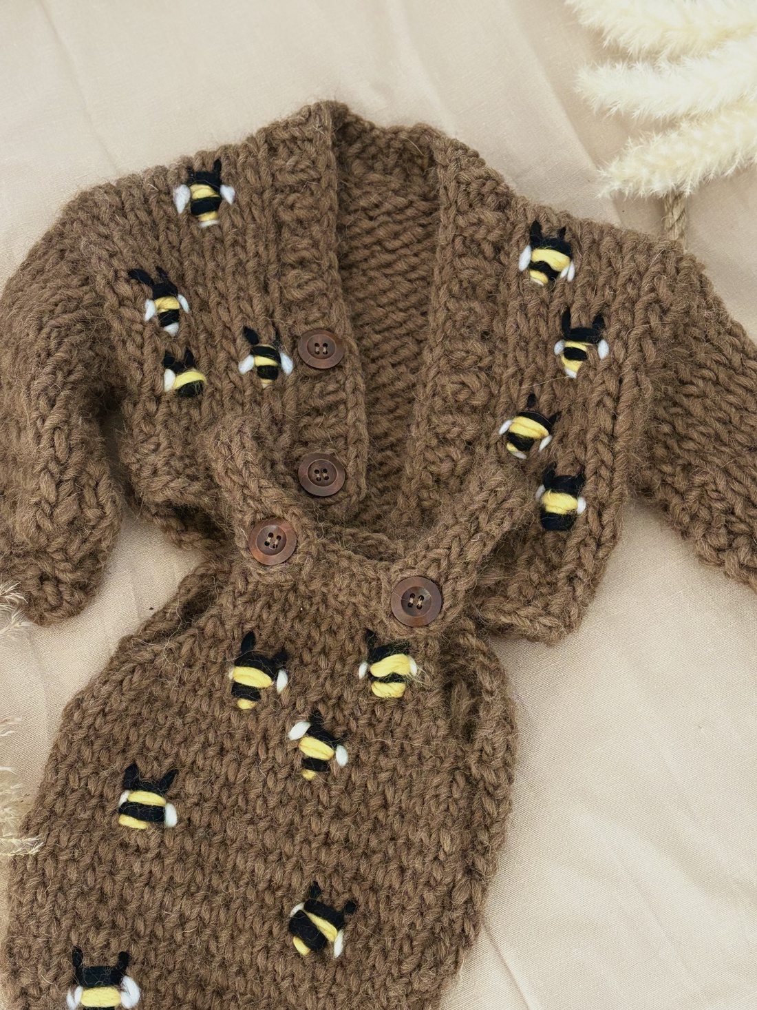 Set Pulover si Body Baby Bee Maro - îmbrăcăminte și modă - haine bebeluși și copii - pulover și cardigan copii - Artynos.ro