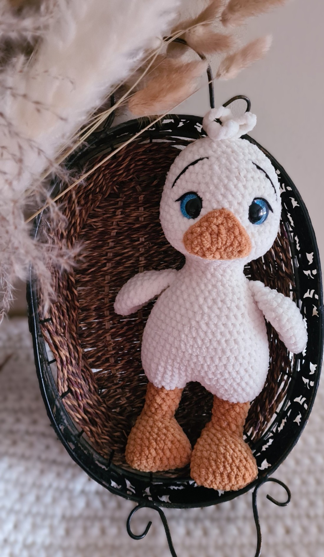 Gâscuță croșetată - jucării și echipamente pentru copii - plușuri - figurine de pluș - Artynos.ro Gâscuță croșetată - jucării și echipamente pentru copii - plușuri - figurine de pluș - Artynos.ro