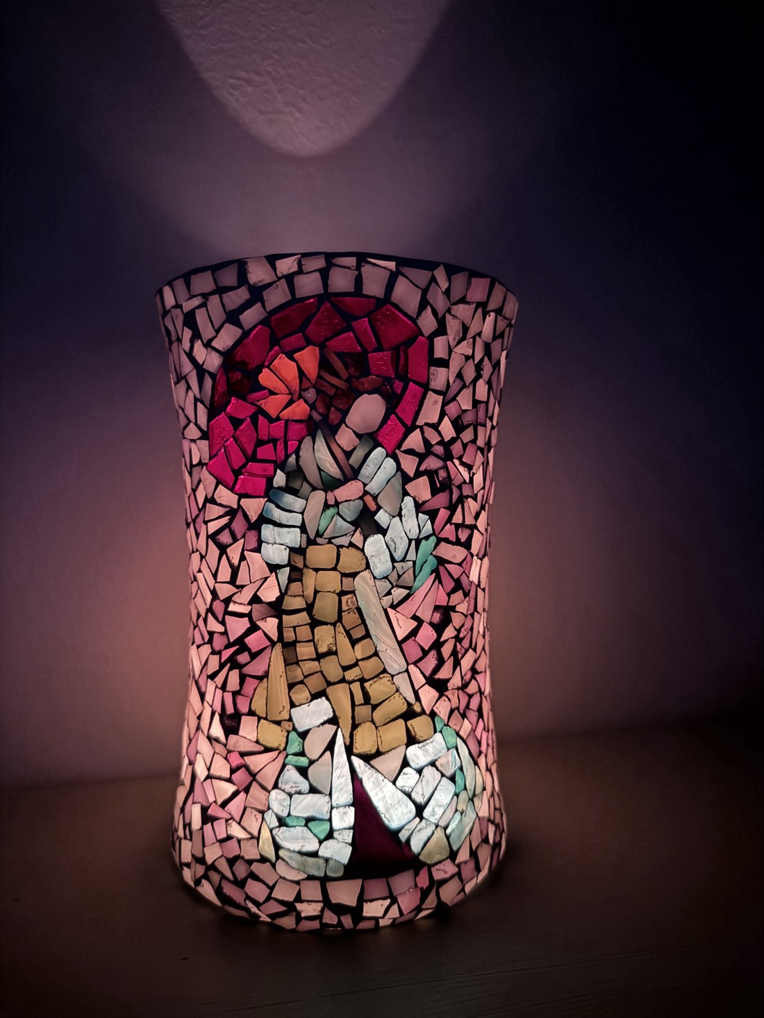 Lampă decorativă artizanală cu mozaic în stil Tiffany  -  - Artynos.ro