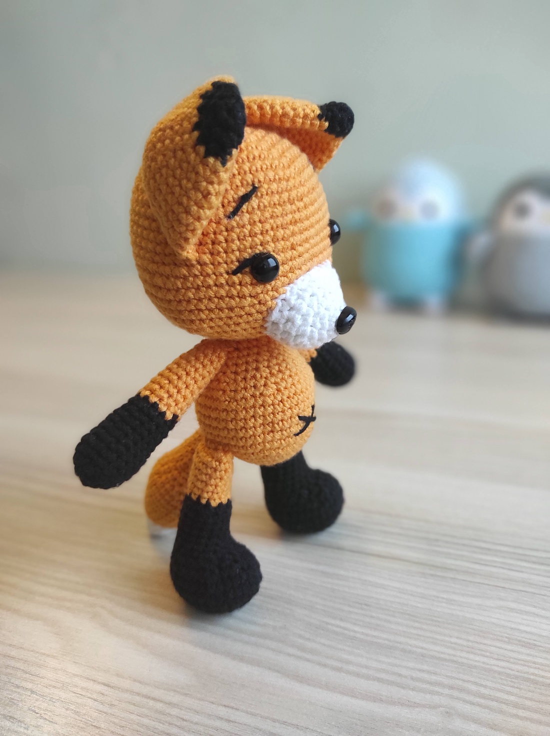 Vulpe croșetată - jucării și echipamente pentru copii - plușuri - personaje de basm din pluș - Artynos.ro Vulpe croșetată - jucării și echipamente pentru copii - plușuri - personaje de basm din pluș - Artynos.ro