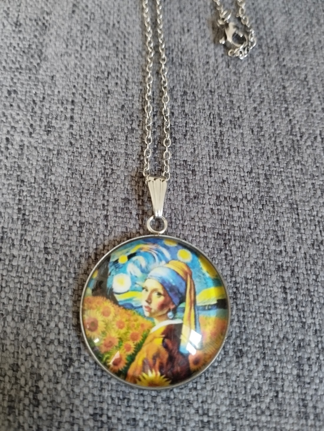 Lentile de sticlă, colier din oțel medical cu motive Van Gogh și Vermeer -  - Artynos.ro