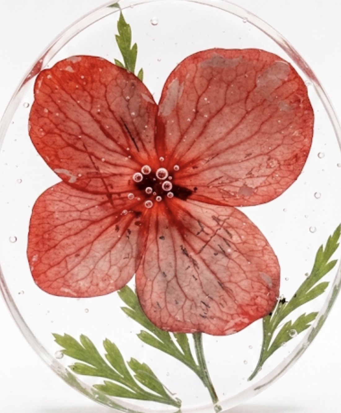 Pandantiv UNICAT Hortensie roșie - Colecția Petalele lunii Mai - Ziua 2 - bijuterii - coliere - pandative - Artynos.ro