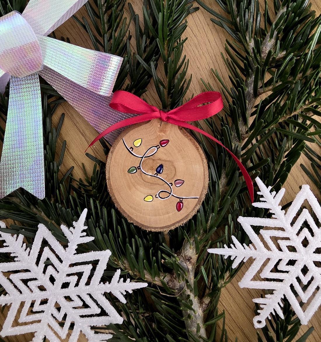 Glob de Craciun Pictat Manual - crăciun - decorațiuni de crăciun de casă - globuri de crăciun - Artynos.ro