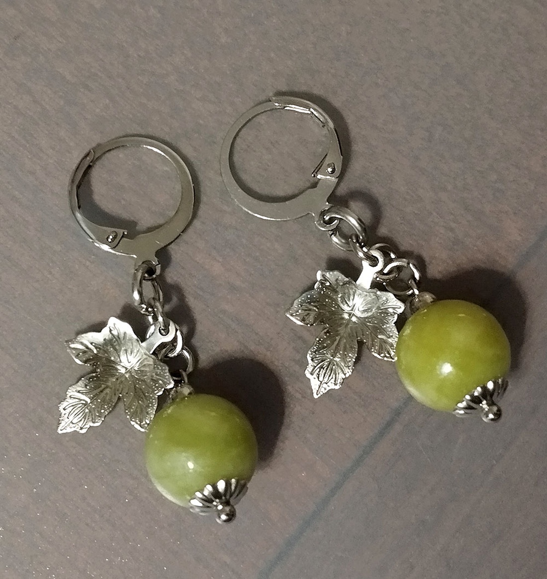 Cercei din jad - bijuterii - cercei - cercei din pietre semiprețioase - Artynos.ro