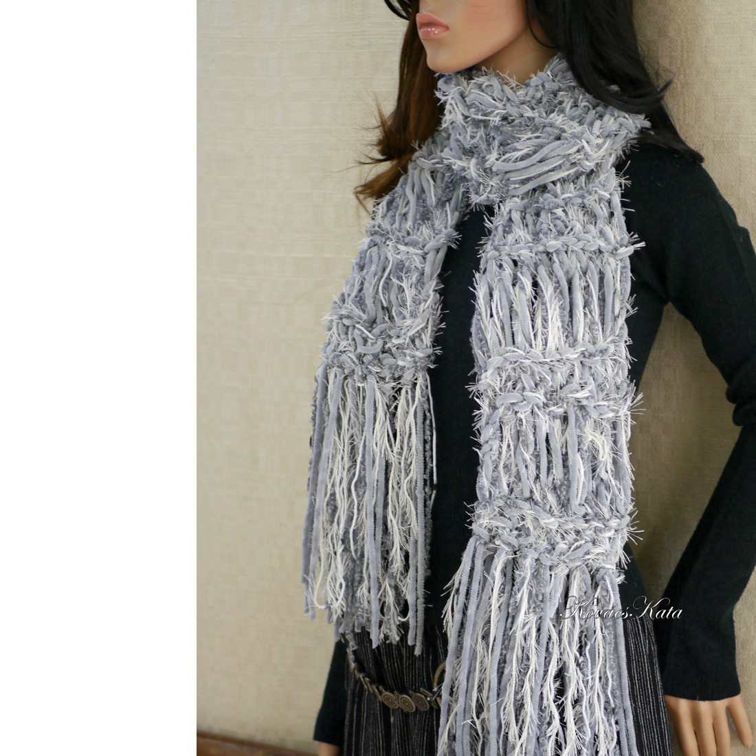 BOHO - eșarfă extra groasă tricotată manual cu franjuri lungi / amestec gri - îmbrăcăminte și modă - eșarfe, pălării, fularuri - eșarfe - Artynos.ro