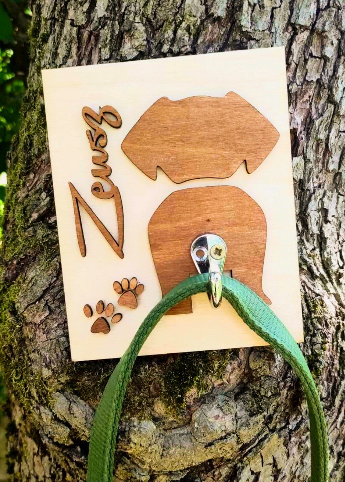 Suport pentru lesă de câine! Personalizat, unic :) -  - Artynos.ro