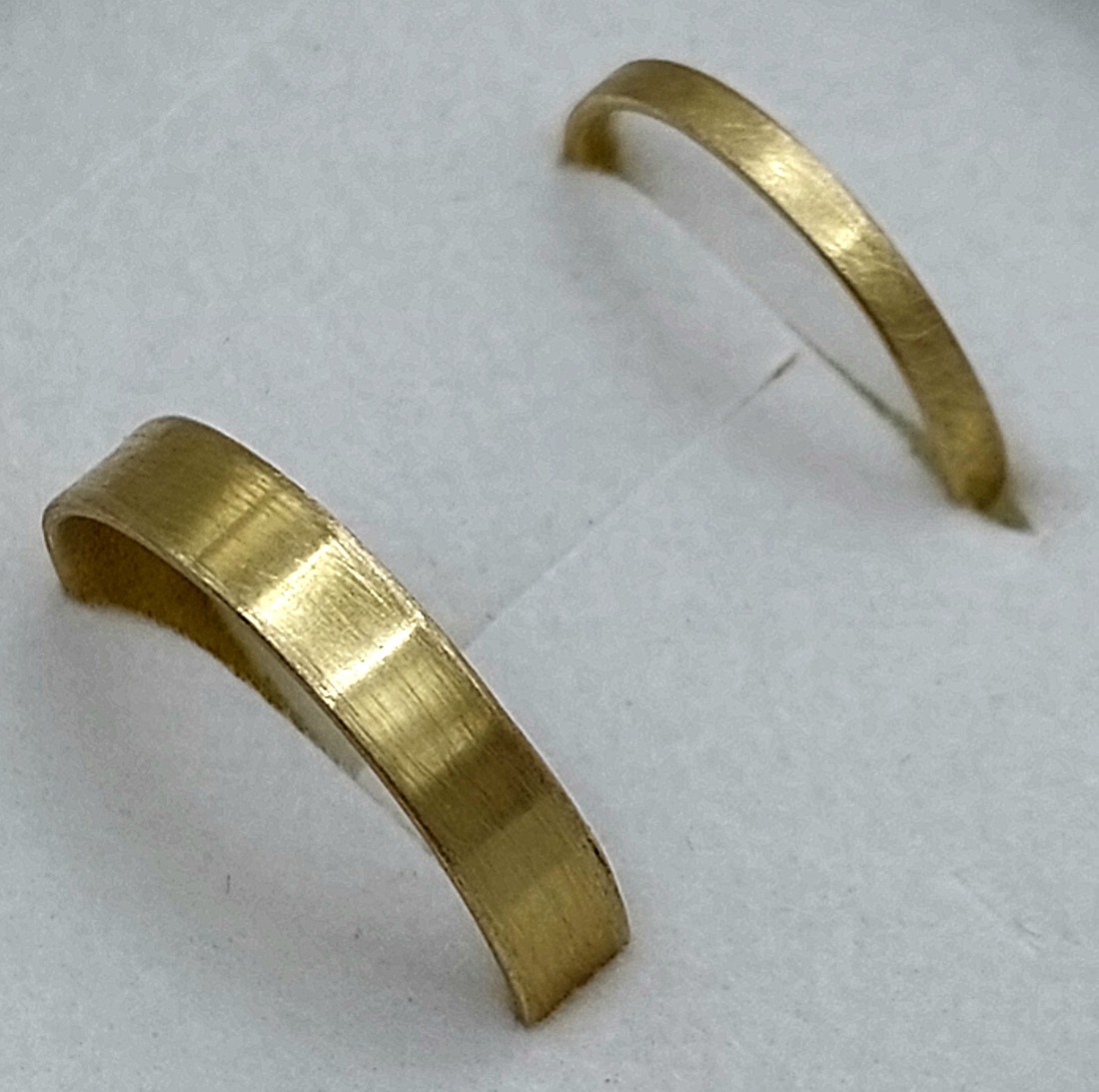 Inel unic, de design, realizat din alamă solidă -  - Artynos.ro Inel unic, de design, realizat din alamă solidă -  - Artynos.ro