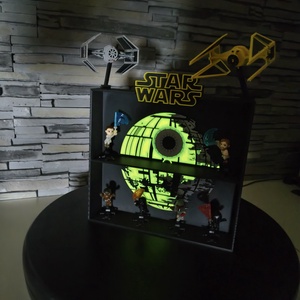 Suport figurine Star Wars Kinder Joy  - casă & stil de viață - organizare & depozitare - organizator birou - Artynos.ro