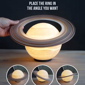 �� Lampă decorativă Saturn � lumină ambientală � decor cosmic  �� - casă & stil de viață - lămpi și corpuri de iluminat - lampă de ambianță - Artynos.ro